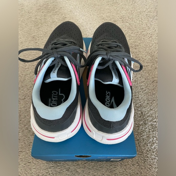 Brooks, size 9, color 082 - Ebony/Open Air/Lilac Rose - Picture 7 of 11